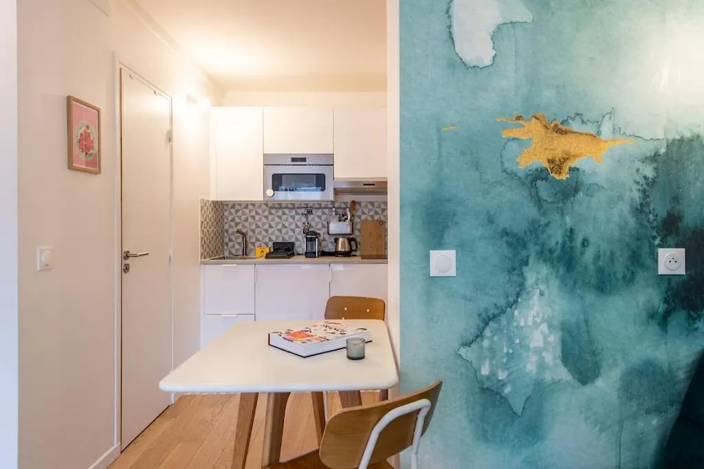 Couronnes - Cosy Equipe Et Privatif Apartamento Paris