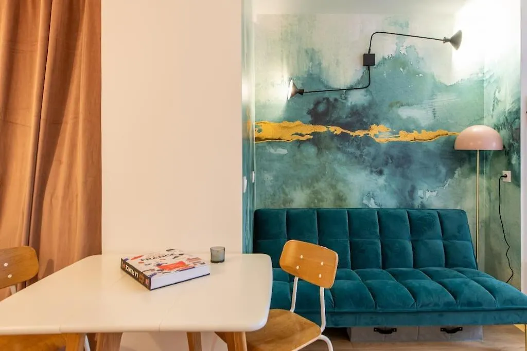 Couronnes - Cosy Equipe Et Privatif Apartamento Paris